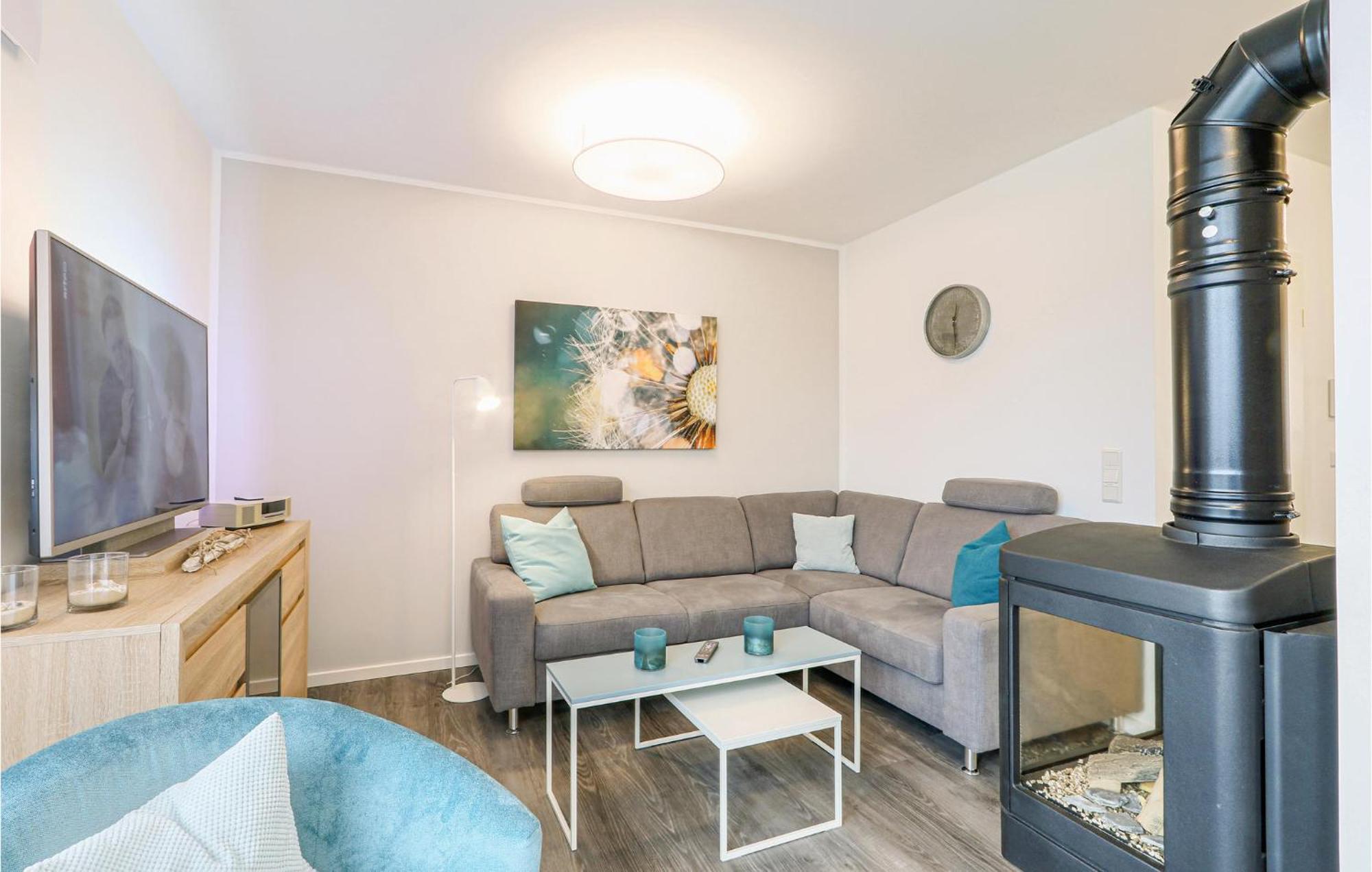 Lovely Apartment In Rechlin With Kitchen Kültér fotó